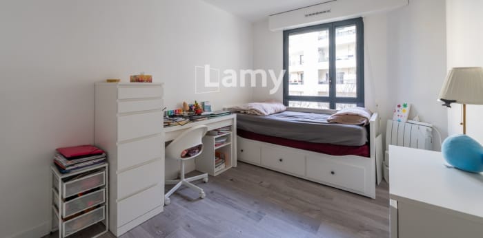 Image 4 sur 12 - Appartement  ·  Vente · Boulogne Billancourt (92100) · 4 pièces · 90m²