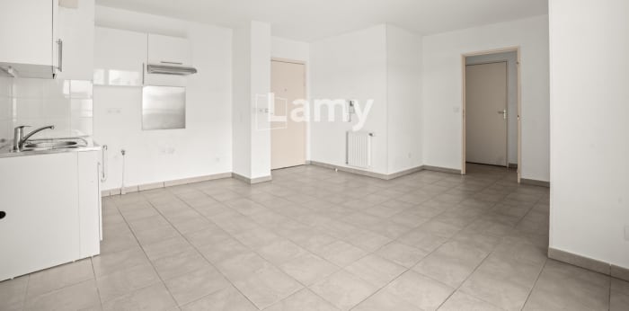 Image 2 sur 9 - Appartement  ·  Vente · Oullins Pierre Benite (69310) · 2 pièces · 45m²