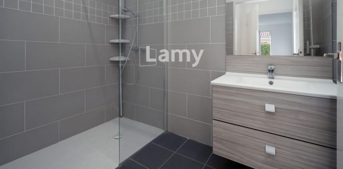 Image 3 sur 5 - Maison/villa  ·  Vente · Vias (34450) · 3 pièces · 60m²