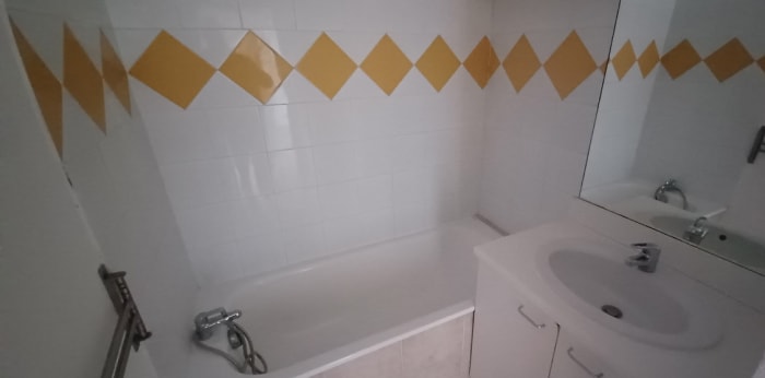 Image 6 sur 12 - Appartement  ·  Vente · Avignon (84000) · 2 pièces · 37m²