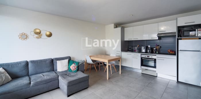 Image 2 sur 8 - Appartement  ·  Vente · Tournefeuille (31170) · 3 pièces · 62m²