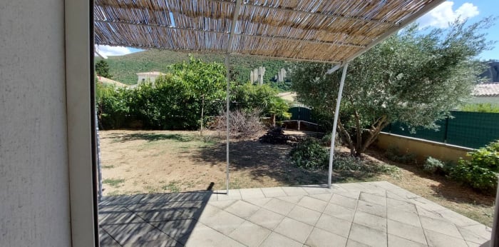Image 12 sur 30 - Maison/villa  ·  Vente · Les Mees (04190) · 7 pièces · 175m²
