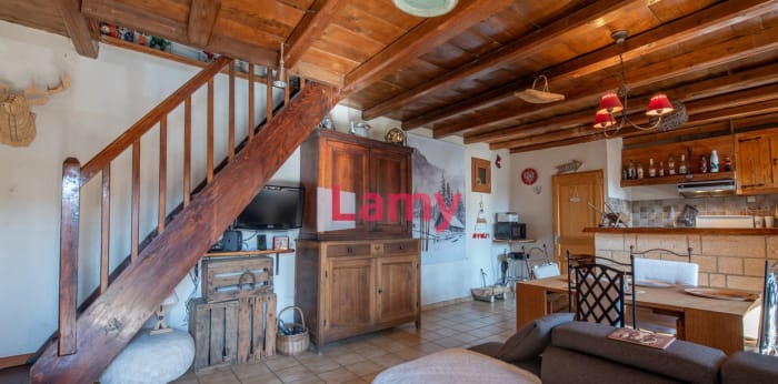 Image 3 sur 8 - Maison/villa  ·  Vente · Besse (38142) · 3 pièces · 60m²