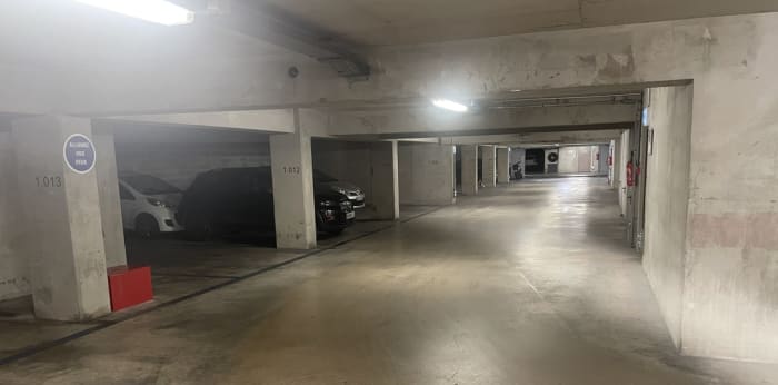 Image 4 sur 5 - Parking/box  ·  Vente · Marseille 05 (13005)