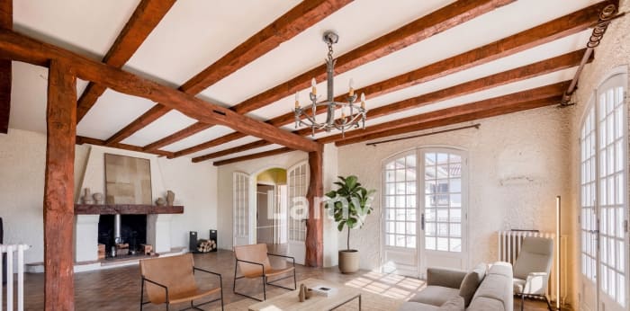 Image 2 sur 24 - Maison/villa  ·  Vente · Libourne (33500) · 6 pièces · 152m²