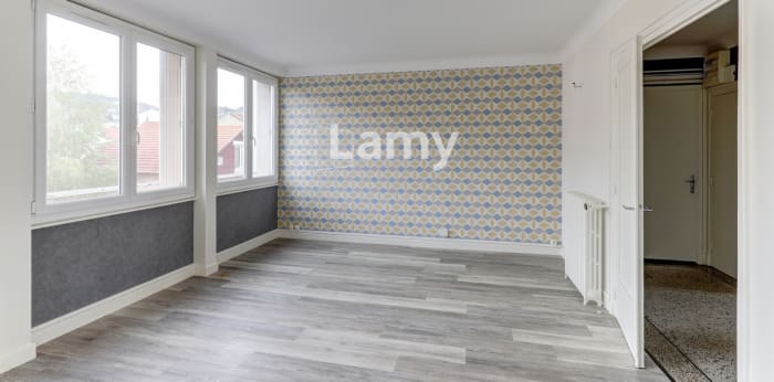 Image 3 sur 9 - Appartement  ·  Vente · Chamalieres (63400) · 2 pièces · 57m²