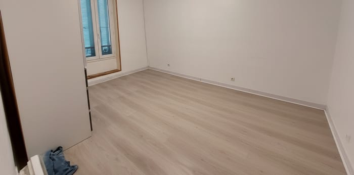 Image 18 sur 22 - Appartement  ·  Vente · Laragne Monteglin (05300) · 5 pièces · 49m²