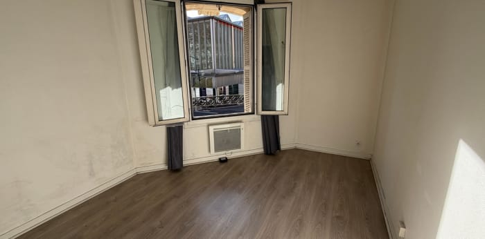 Image 4 sur 9 - Appartement  ·  Vente · Clichy (92110) · 3 pièces · 43m²