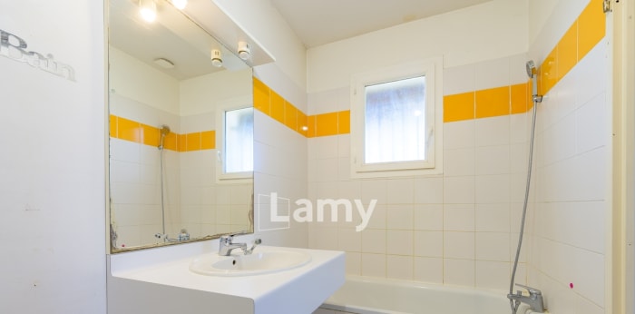 Image 9 sur 11 - Maison/villa  ·  Vente · L Isle Sur La Sorgue (84800) · 4 pièces · 111m²