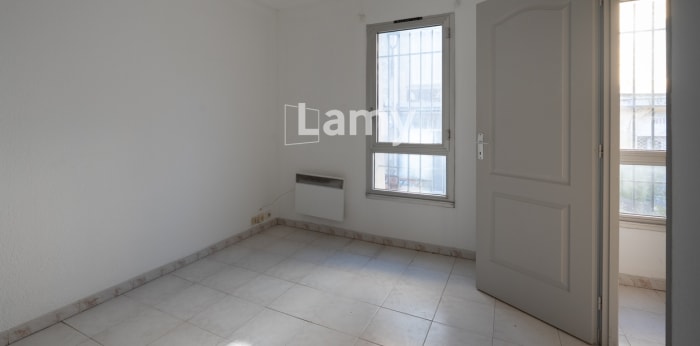 Image 4 sur 7 - Appartement  ·  Vente · Salon De Provence (13300) · 2 pièces · 35m²