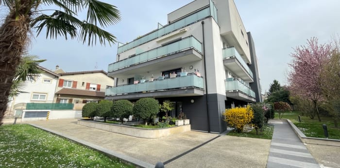 Image 1 sur 13 - Appartement  ·  Vente · Livry Gargan (93190) · 1 pièce · 19m²