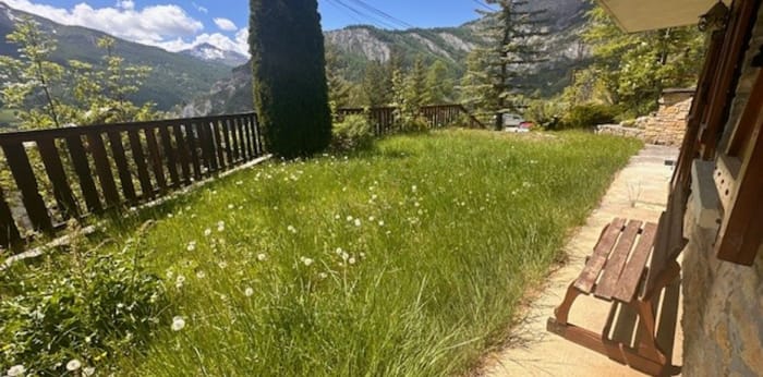 Image 4 sur 22 - Maison/villa  ·  Vente · Allos (04260) · 7 pièces · 200m²
