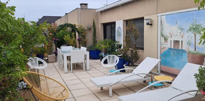Image 1 sur 11 - Appartement  ·  Vente · Reims (51100) · 8 pièces · 171m²
