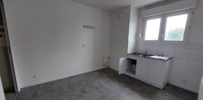 Image 1 sur 10 - Appartement  ·  Vente · Chateauroux (36000) · 5 pièces · 103m²