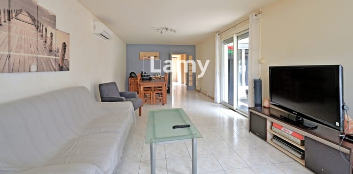 Image 2 sur 8 - Maison/villa  ·  Vente · Nimes (30900) · 5 pièces · 136m²