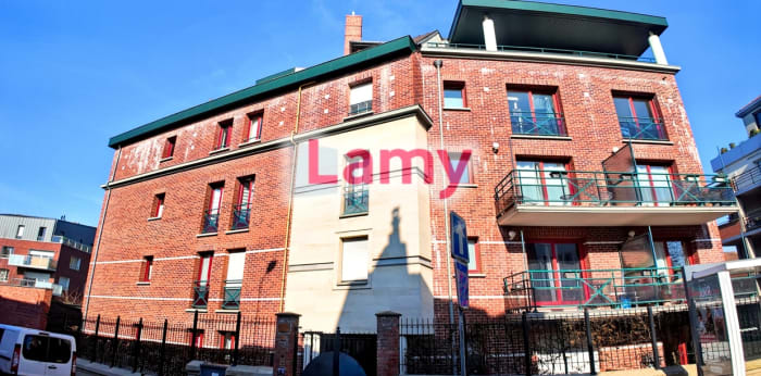 Image 9 sur 9 - Appartement  ·  Vente · Lille (59800) · 2 pièces · 49m²