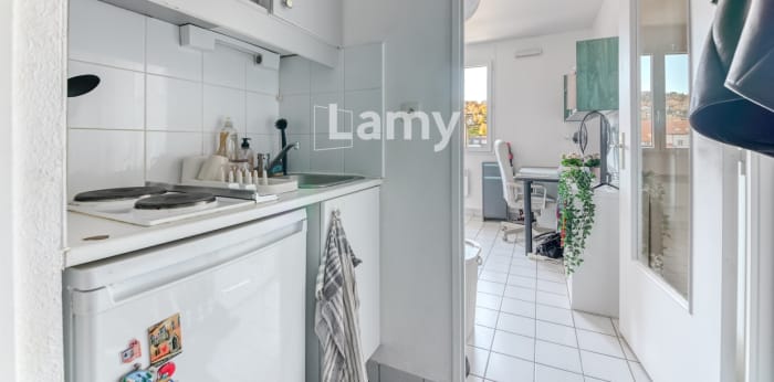 Image 6 sur 10 - Appartement  ·  Vente · Lyon (69002) · 1 pièce · 18m²