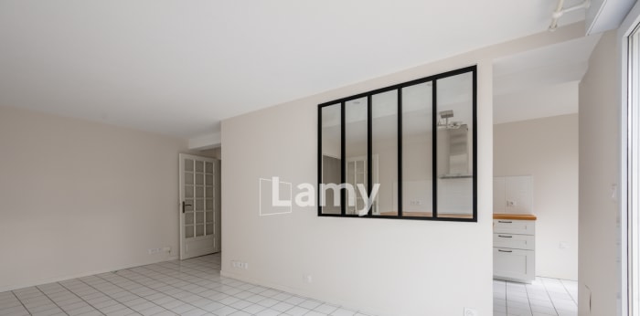 Image 4 sur 13 - Appartement  ·  Vente · Bordeaux (33200) · 2 pièces · 52m²