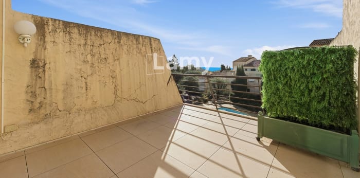 Image 5 sur 6 - Appartement  ·  Vente · Vence (06140) · 1 pièce · 34m²