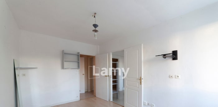 Image 3 sur 6 - Appartement  ·  Vente · Besancon (25000) · 1 pièce · 30m²