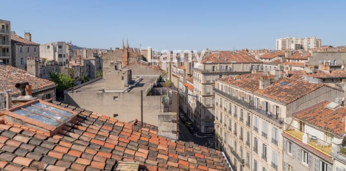 Image 10 sur 11 - Appartement  ·  Vente · Marseille (13001) · 3 pièces · 57m²