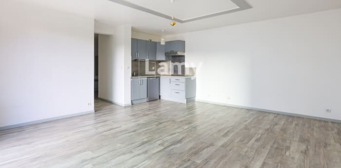 Image 5 sur 12 - Appartement  ·  Vente · La Rochelle (17000) · 3 pièces · 66m²