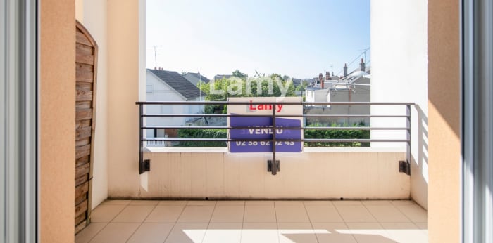 Image 1 sur 16 - Appartement  ·  Vente · Orleans (45000) · 2 pièces · 43m²