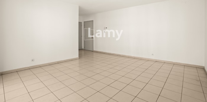 Image 3 sur 10 - Appartement  ·  Vente · Villeurbanne (69100) · 3 pièces · 68m²