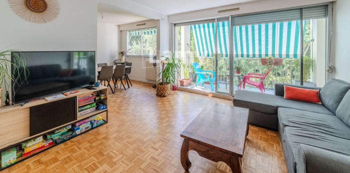 Image 2 sur 11 - Appartement  ·  Vente · Lyon (69005) · 5 pièces · 100m²