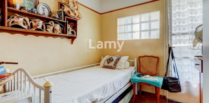 Image 14 sur 16 - Appartement  ·  Vente · Marseille (13008) · 4 pièces · 94m²