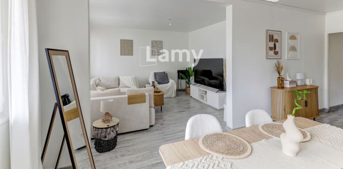 Image 1 sur 11 - Appartement  ·  Vente · Clermont Ferrand (63000) · 4 pièces · 84m²