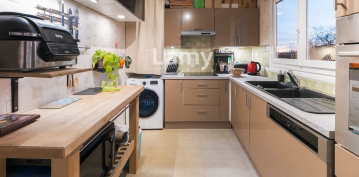 Image 3 sur 12 - Appartement  ·  Vente · Villeurbanne (69100) · 4 pièces · 79m²