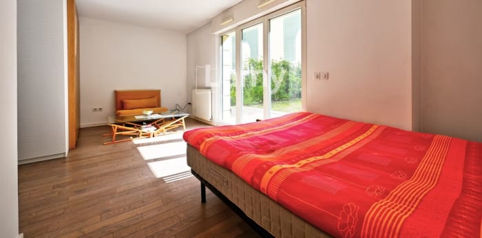 Image 2 sur 8 - Appartement  ·  Vente · Versailles (78000) · 1 pièce · 42m²