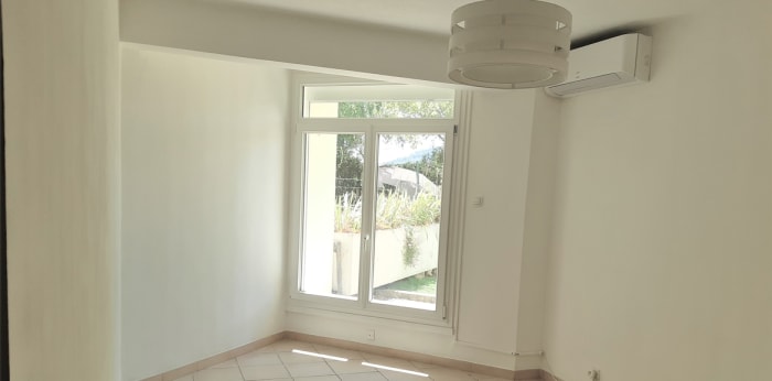 Image 7 sur 15 - Appartement  ·  Vente · Ales (30100) · 5 pièces · 100m²