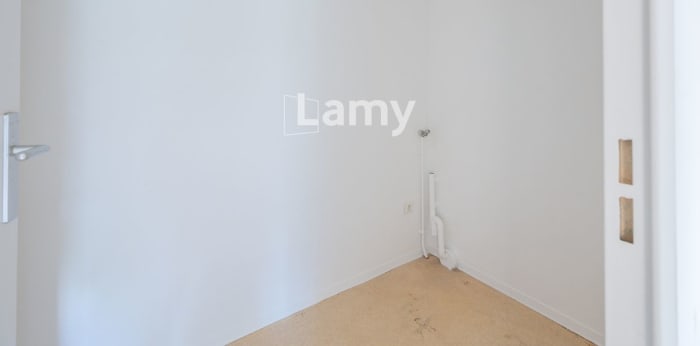 Image 6 sur 11 - Appartement  ·  Vente · Cenon (33150) · 2 pièces · 60m²