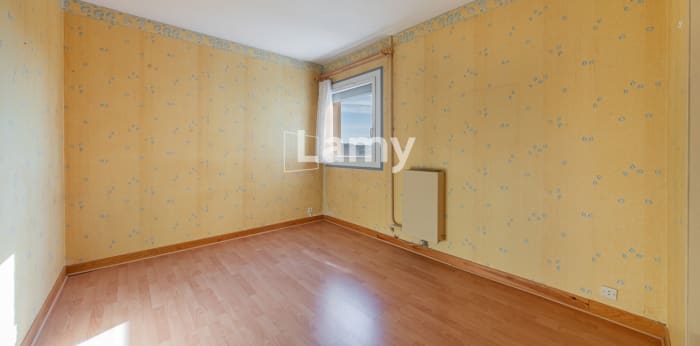 Image 8 sur 11 - Appartement  ·  Vente · Salon De Provence (13300) · 3 pièces · 60m²