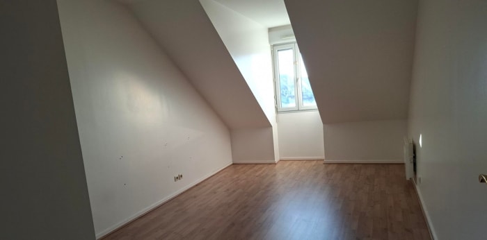 Image 7 sur 11 - Appartement  ·  Vente · Mantes La Ville (78711) · 4 pièces · 90m²