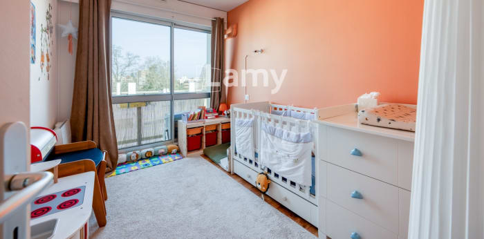 Image 12 sur 19 - Appartement  ·  Vente · Bordeaux (33200) · 5 pièces · 109m²