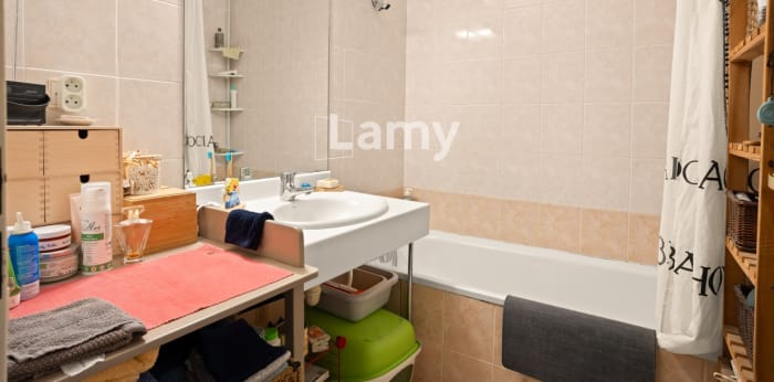 Image 8 sur 12 - Appartement  ·  Vente · Lyon (69008) · 3 pièces · 68m²