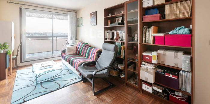 Image 2 sur 8 - Appartement  ·  Vente · Paris (75011) · 2 pièces · 57m²