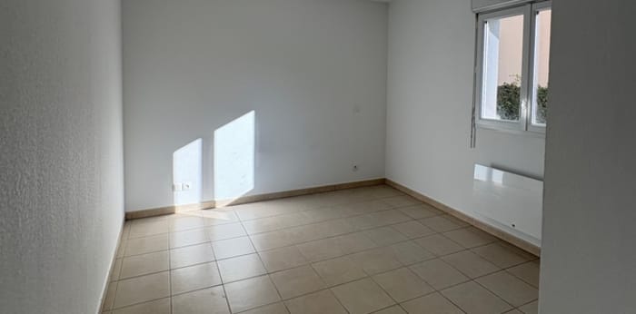 Image 8 sur 15 - Appartement  ·  Vente · Sisteron (04200)