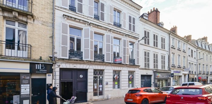 Image 5 sur 12 - Local  ·  Vente · Orleans (45000) · 9 pièces · 132m²