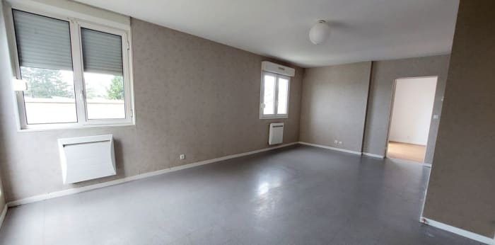Image 3 sur 10 - Appartement  ·  Vente · Chateauroux (36000) · 5 pièces · 103m²