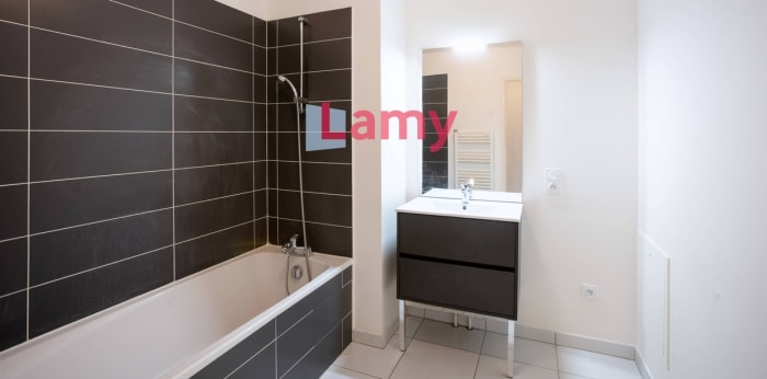 Image 6 sur 9 - Appartement  ·  Vente · Bezons (95870) · 3 pièces · 59m²