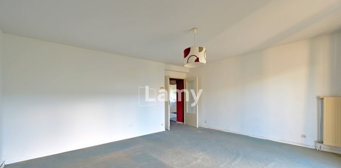 Image 9 sur 13 - Appartement  ·  Vente · Nimes (30900) · 3 pièces · 68m²