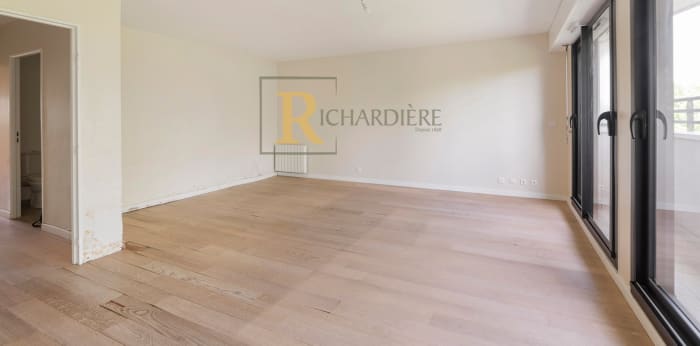 Image 3 sur 10 - Appartement  ·  Vente · Paris 19 (75019) · 4 pièces · 93m²
