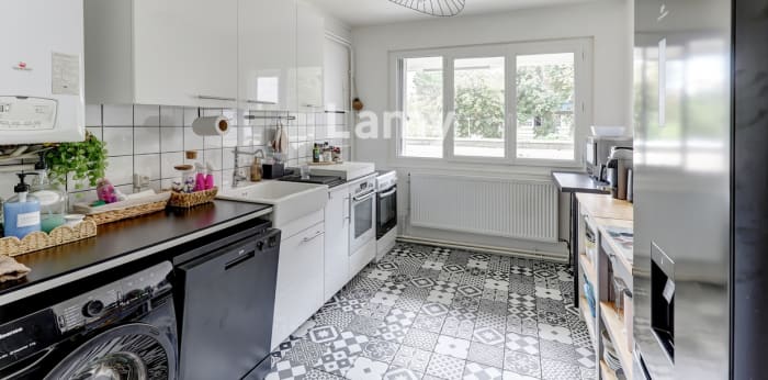 Image 3 sur 11 - Appartement  ·  Vente · Clermont Ferrand (63000) · 4 pièces · 84m²