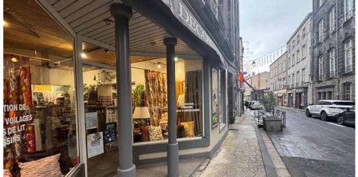 Image 9 sur 9 - Local  ·  Vente · Riom (63200) · 127m²