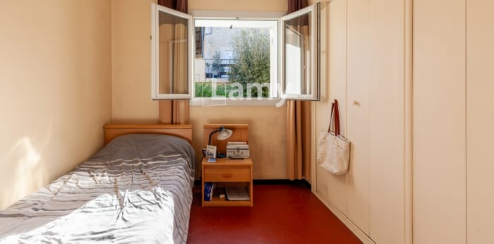 Image 8 sur 15 - Maison/villa  ·  Vente · Marseille (13011) · 4 pièces · 63m²