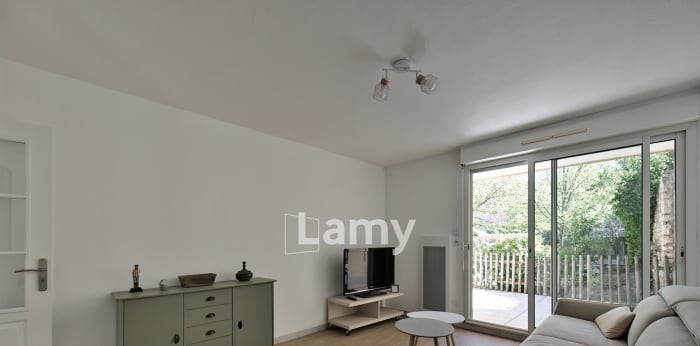 Image 2 sur 8 - Appartement  ·  Vente · Nimes (30900) · 2 pièces · 44m²